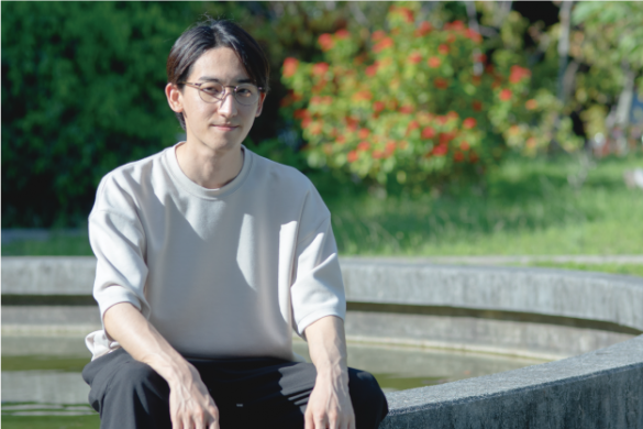 仲泊 明徒(AKITO NAKADOMARI)