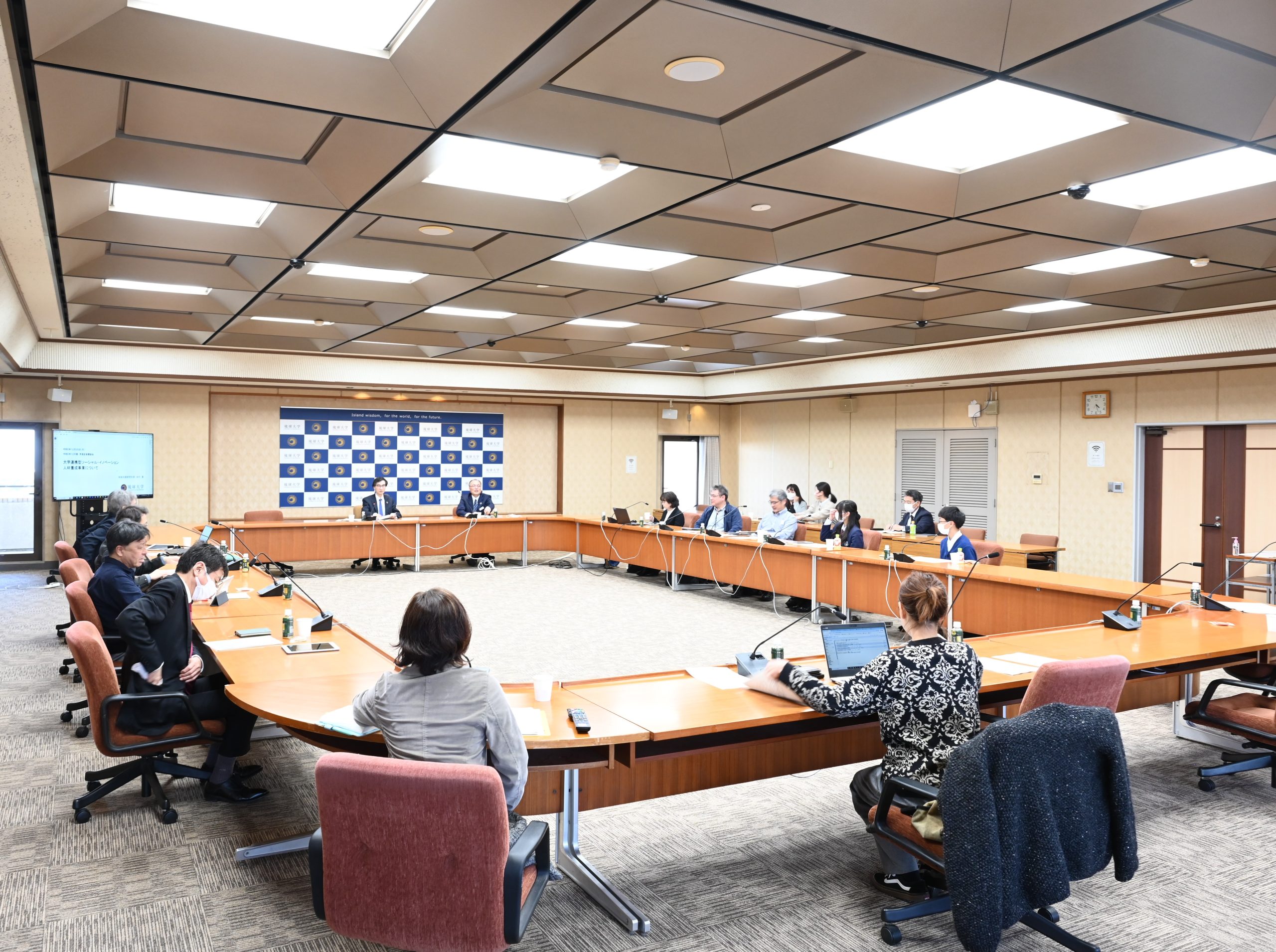 令和5年12月期学長記者懇談会を開催しました | 琉球大学